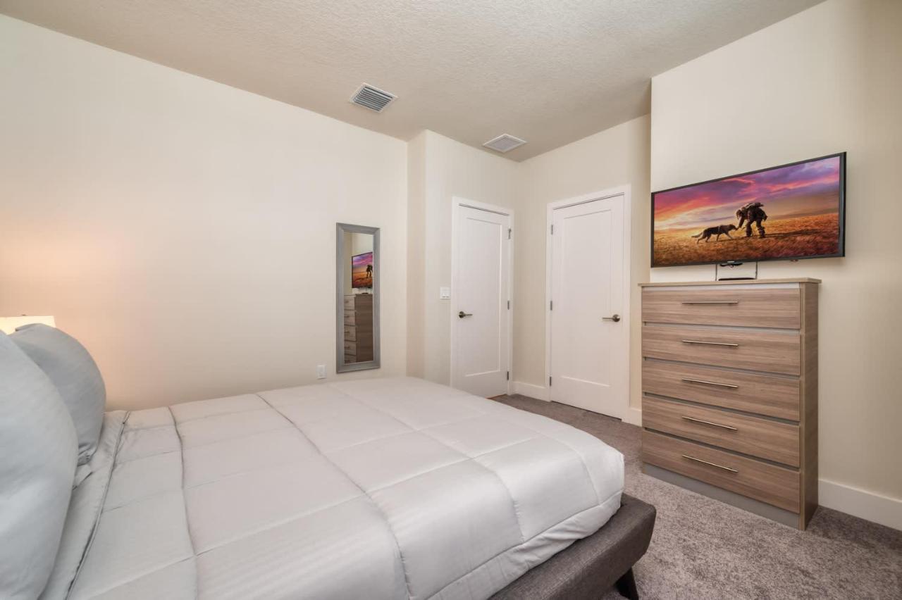 Comfortable Townhome With Private Pool Near Disney Four Corners Kültér fotó